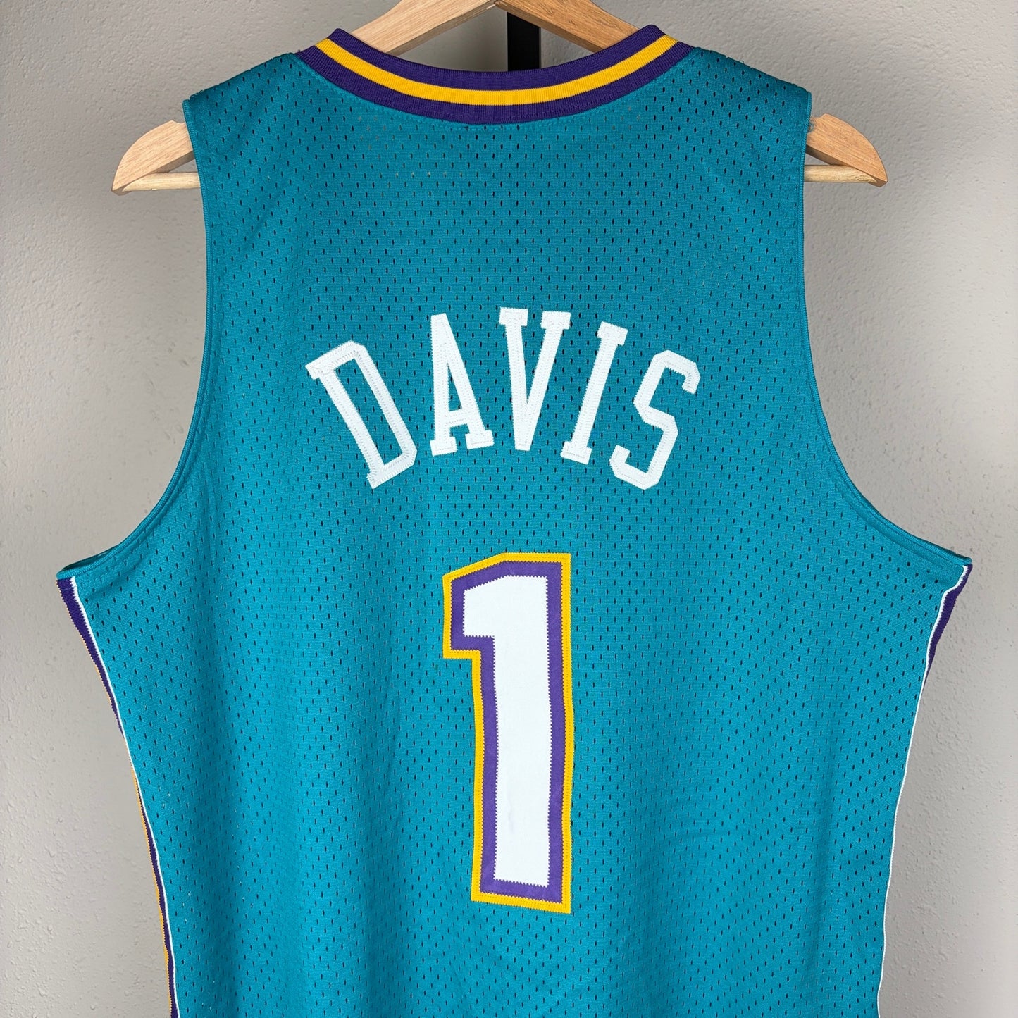 Vintage Baron Davis Jersey RARE New Orleans Hornets Nike Team Sewn Sz Medium NBA