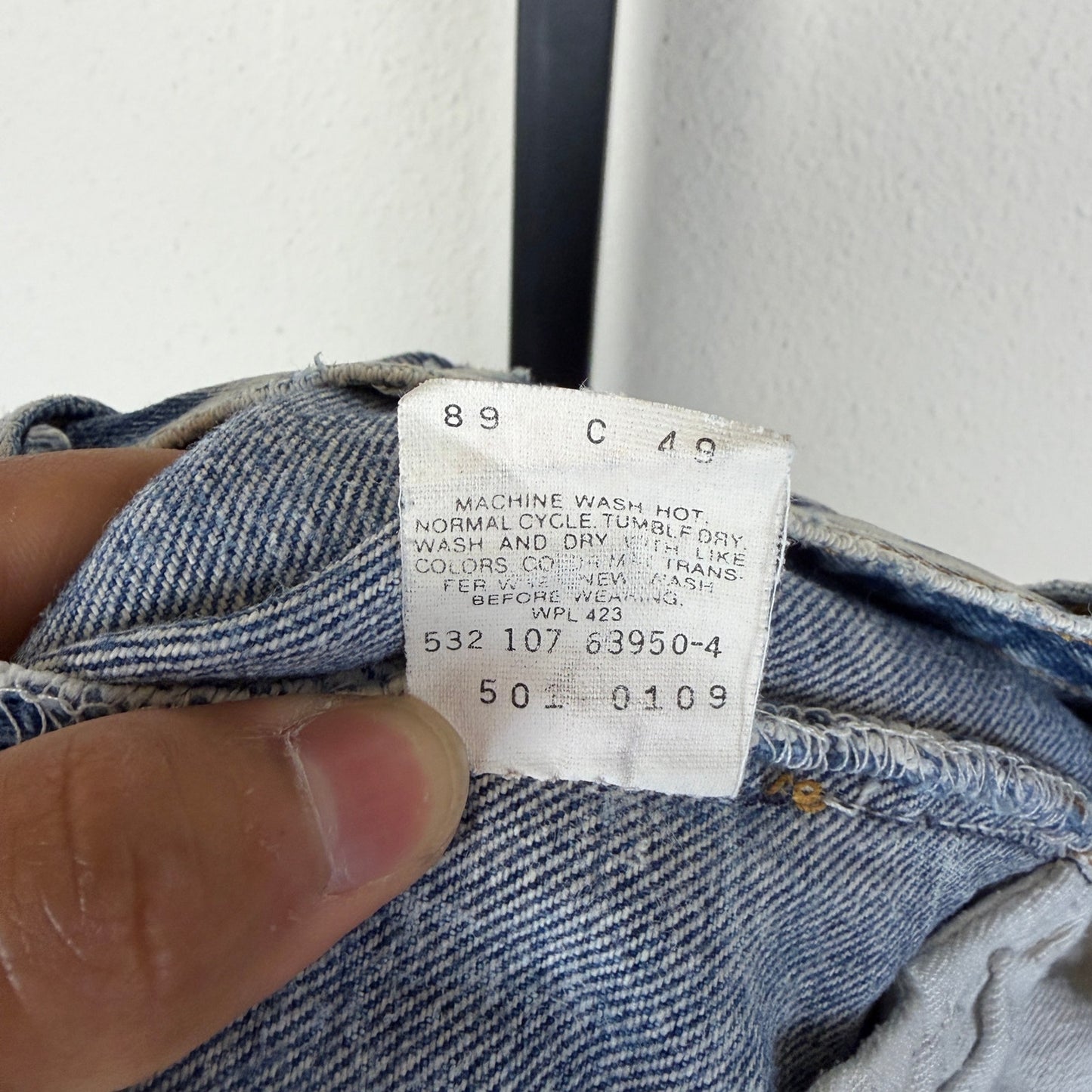 Vintage Levis 501 XX 80s Acid Wash Button Fly 29x30.5 USA Made Jeans