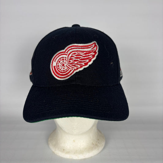Vintage Detroit Red Wings Sports Specialties Wool Snapback Center Ice Hat