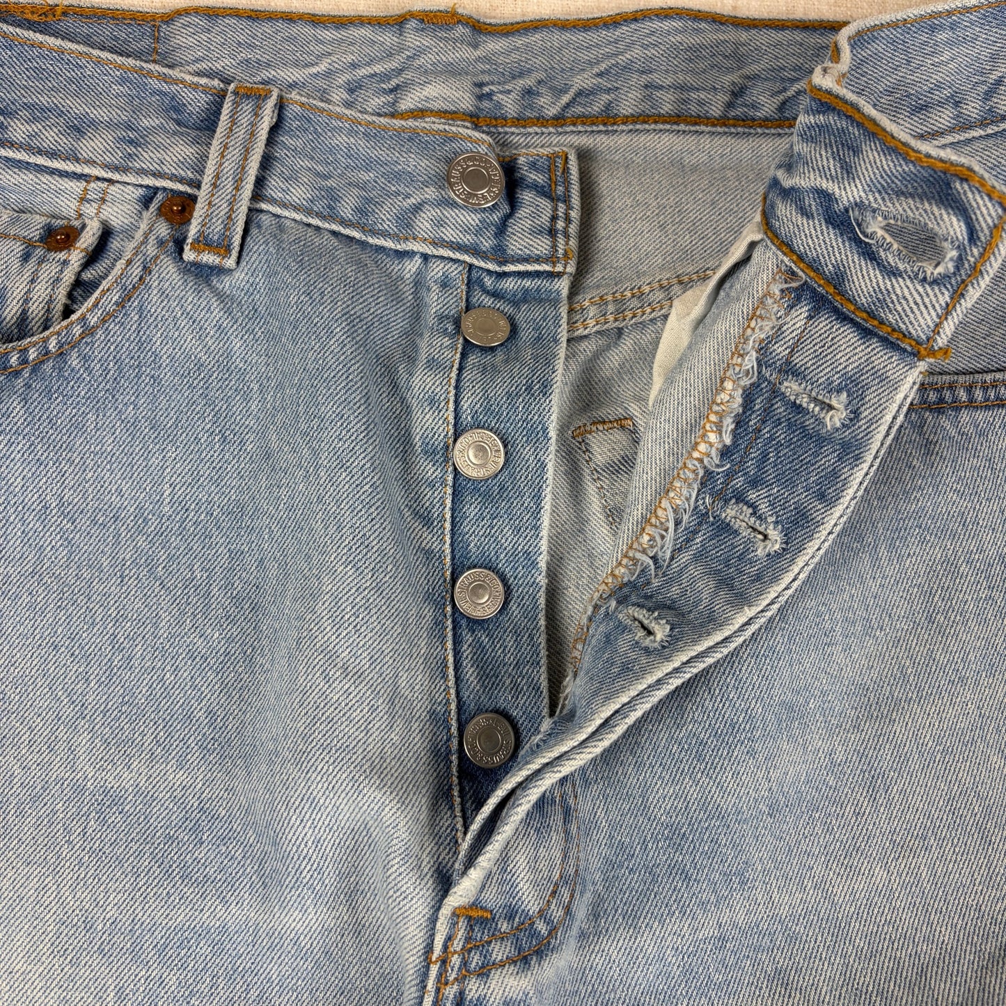 Vintage Levis Button Fly 501 Jeans 90s Light Wash 33x32 Slim Fit Jeans