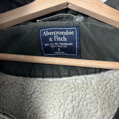 Abercrombie and Fitch Distressed Sherpa Lined Army Parka Small Hooded Jacket