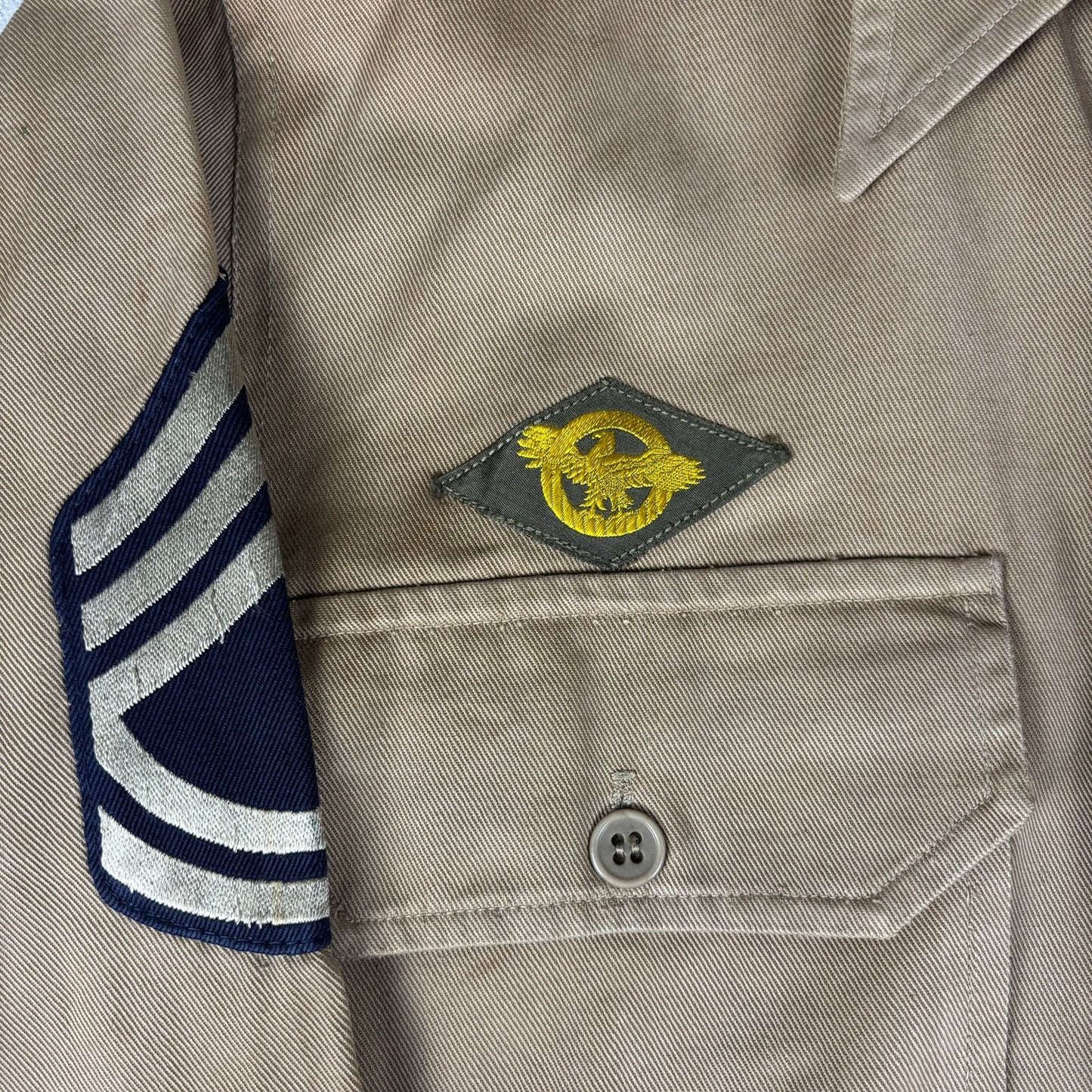 Vintage WWII Sanforized Military Yale Sergeant Regulation Button Shirt Small
