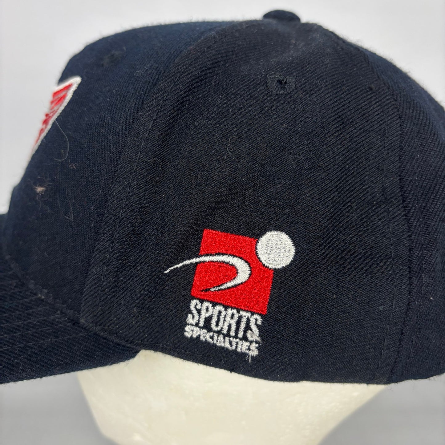 Vintage Detroit Red Wings Sports Specialties Wool Snapback Center Ice Hat
