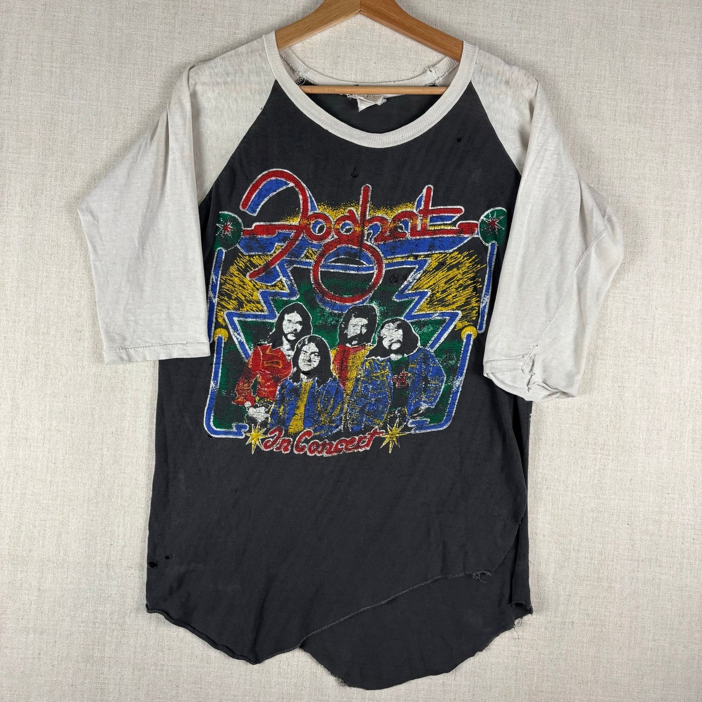 Vintage Foghat Pat Travers 70s Concert Drug Distressed Small Raglan Shirt
