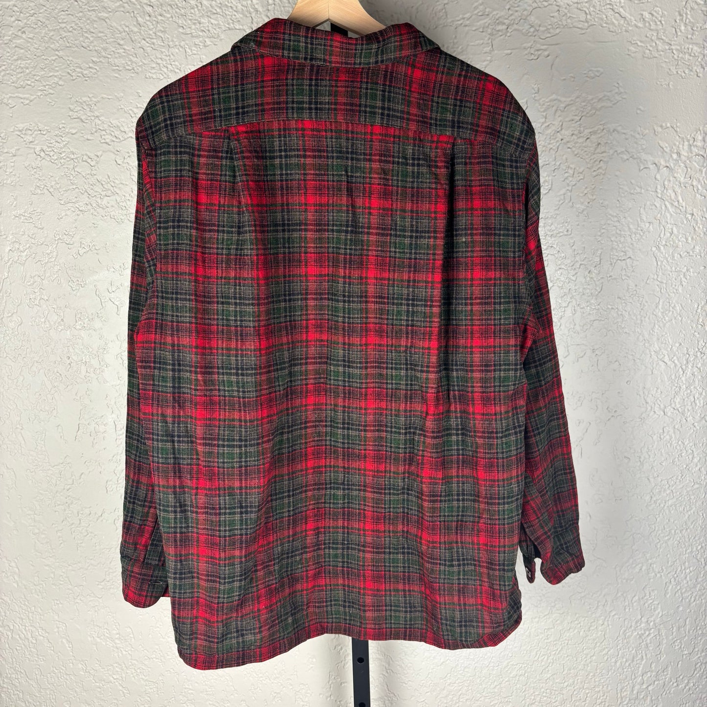 Pendleton Vintage 1962 Wool Red Plaid Large Button Down Flannel