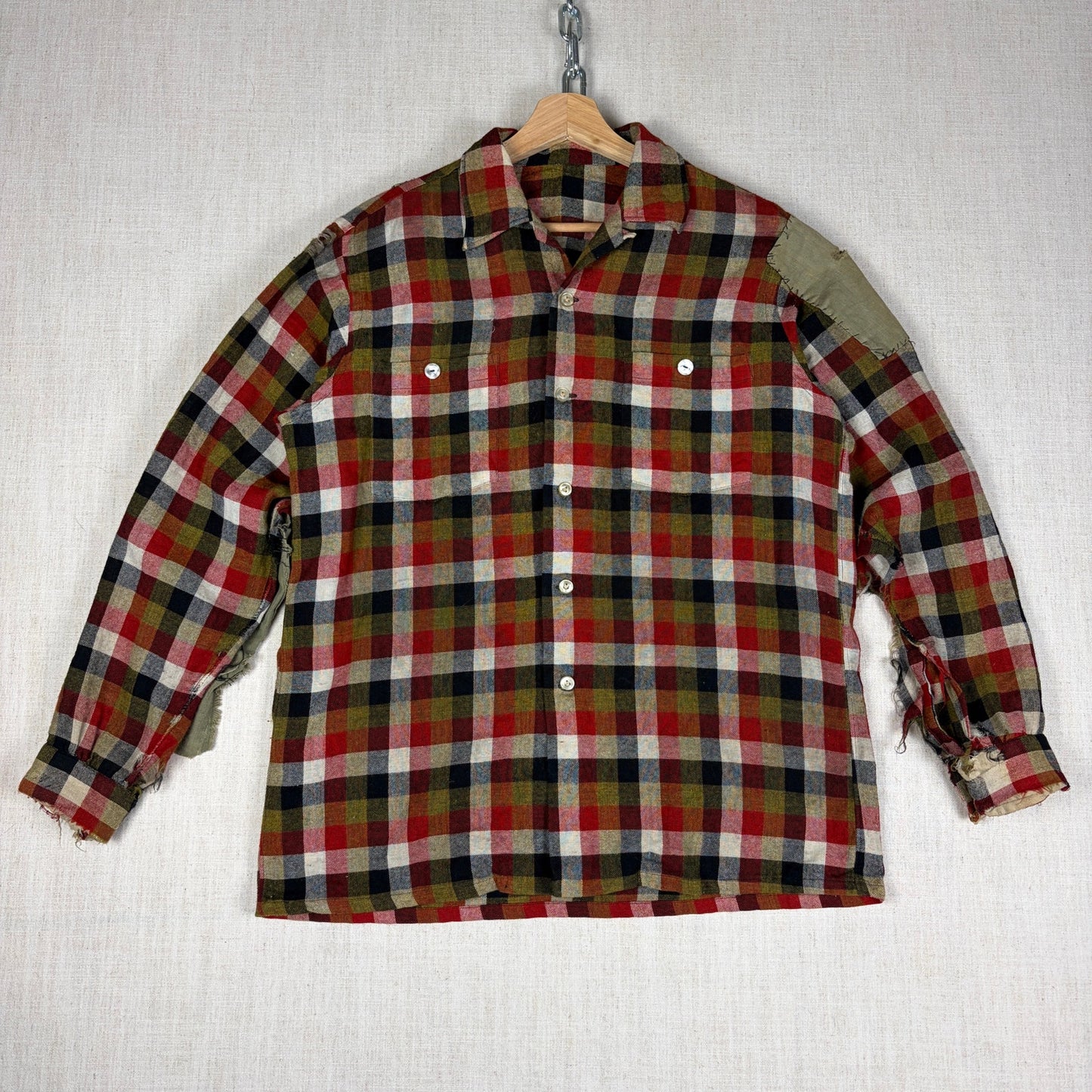 True Vintage Loop Collar 1930s/ 40s Thrashed Plaid Medium Flannel