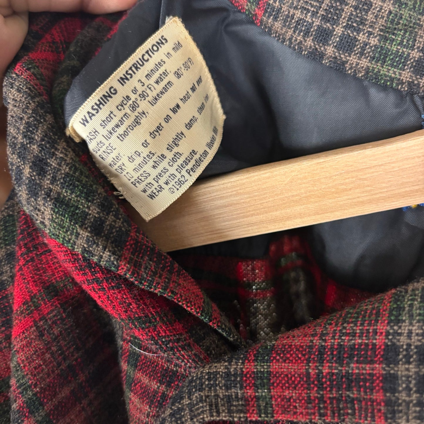 Pendleton Vintage 1962 Wool Red Plaid Large Button Down Flannel