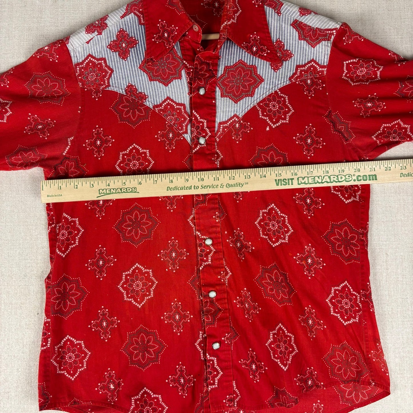 Vintage 1970s Paisley Bandana Striped Yoke and Cuffs Western Pearl Snap Medium