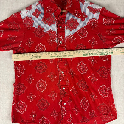 Vintage 1970s Paisley Bandana Striped Yoke and Cuffs Western Pearl Snap Medium