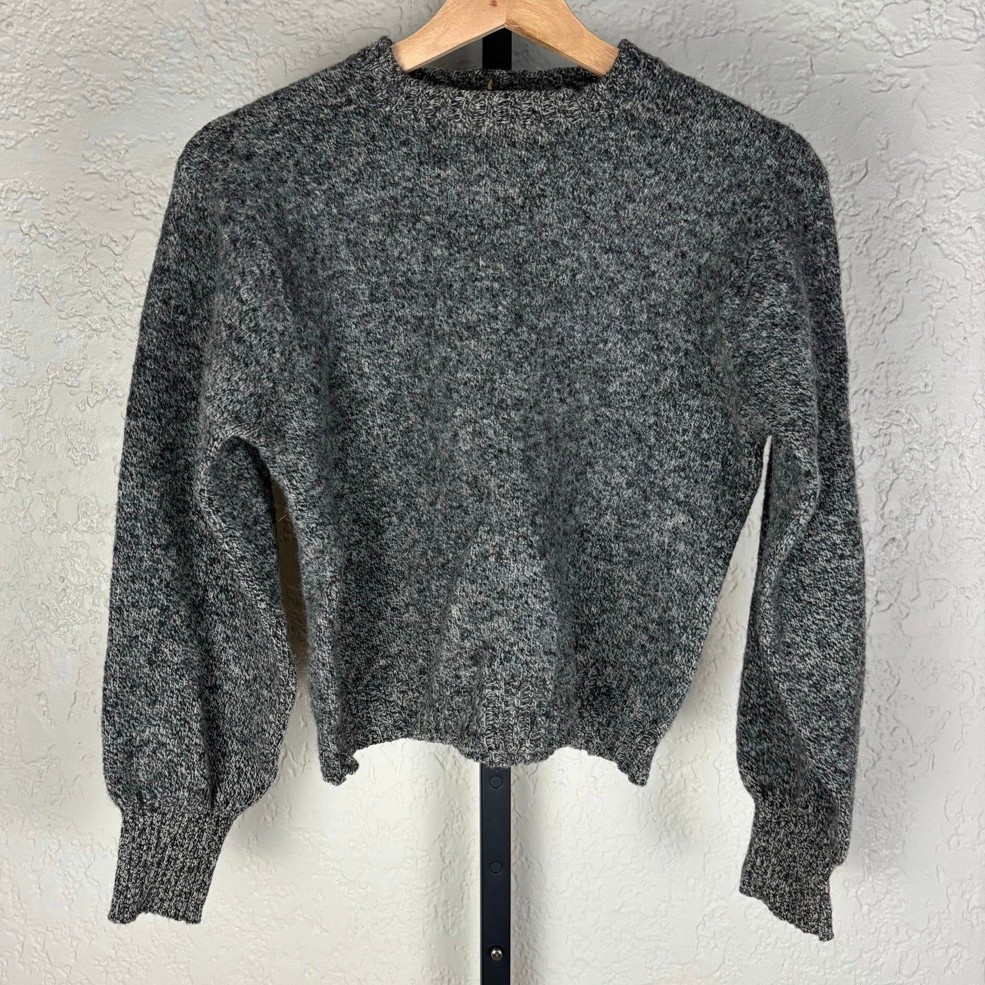 True Vintage 1960s Bonder Brink and Baron Small Wool Knit Sweater
