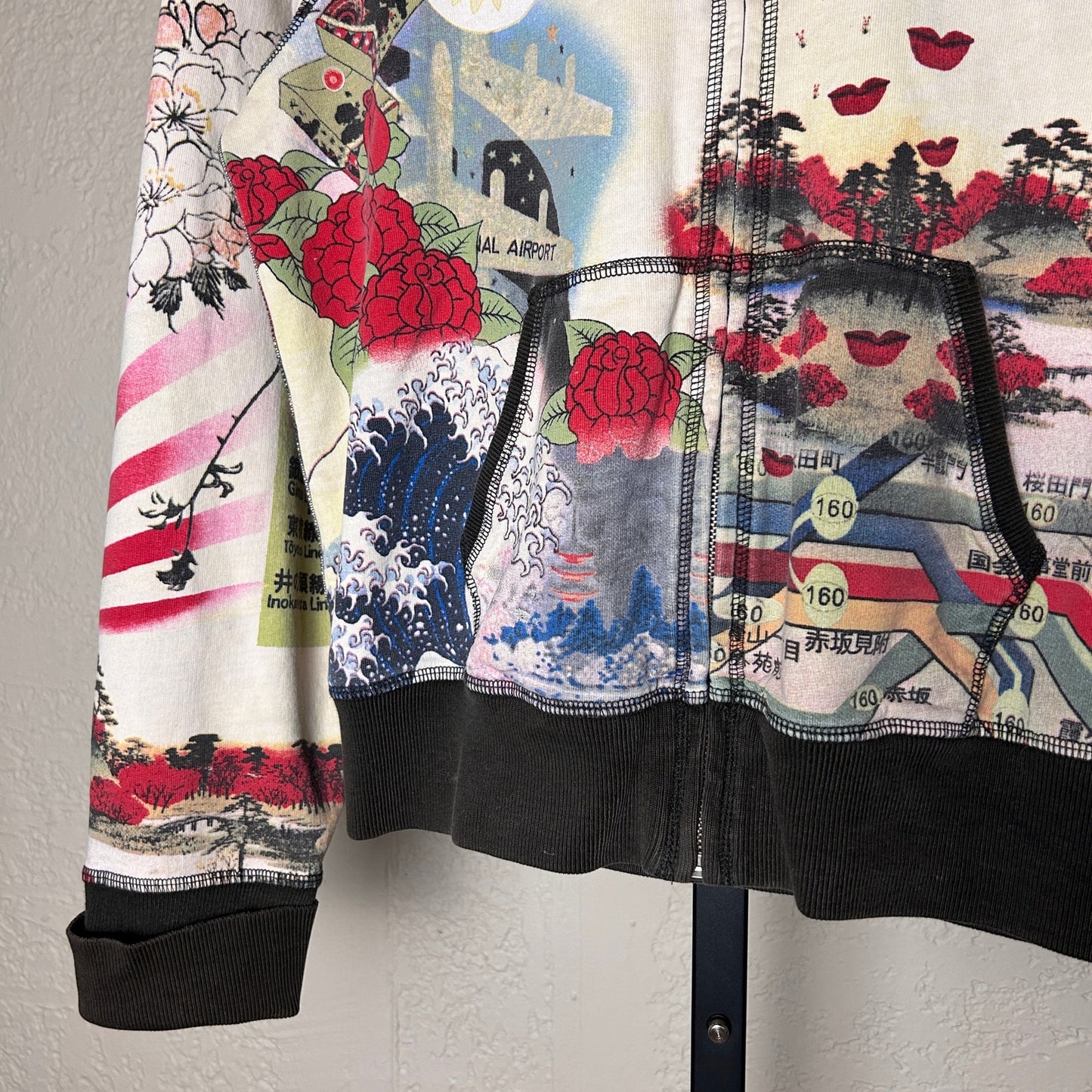 Vintage Japanese Art Lucky Brand Rare AOP Large Zip Up Y2K Hoodie