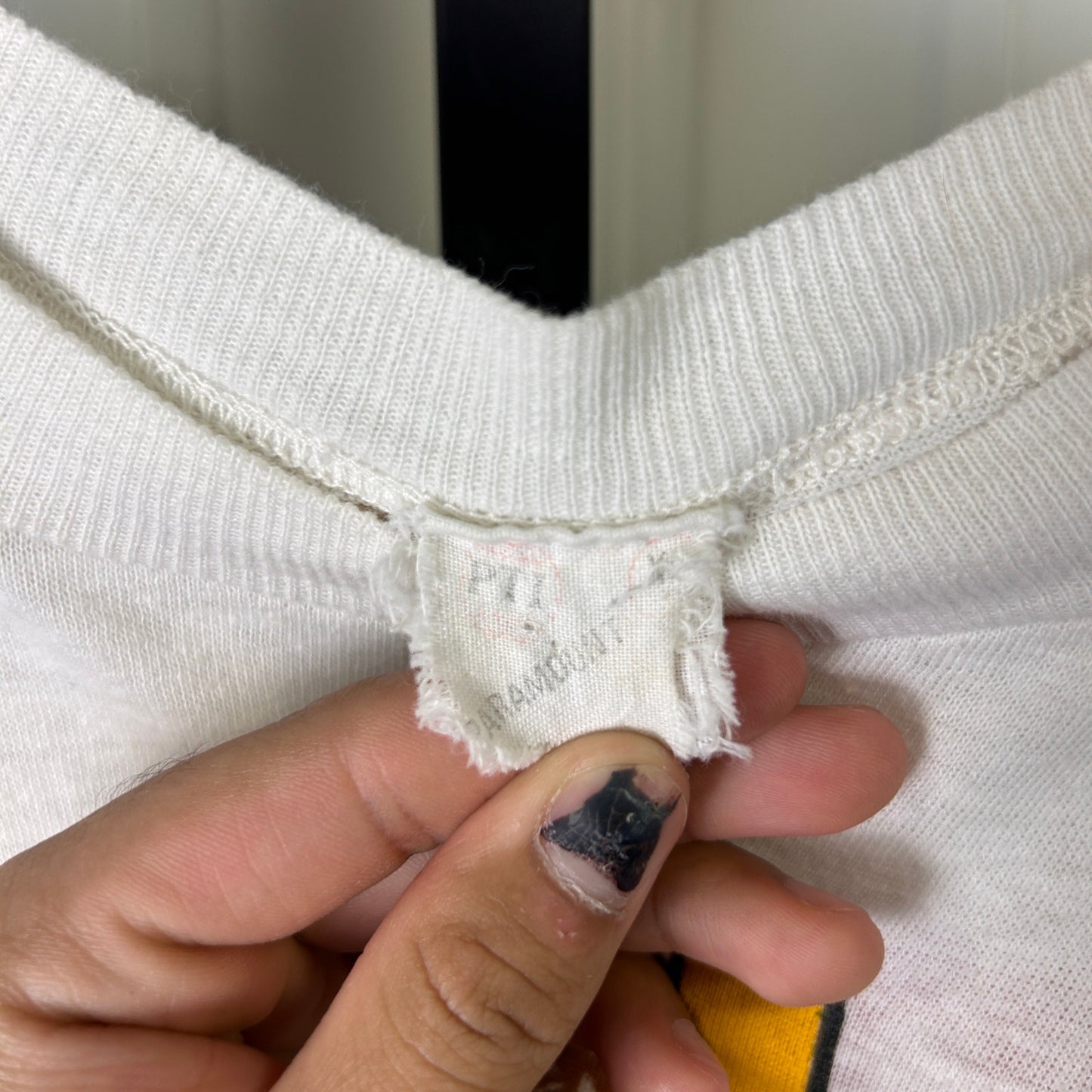 RARE Air Jordan 90s Spell Out Jersey Name Medium Graphic Tee