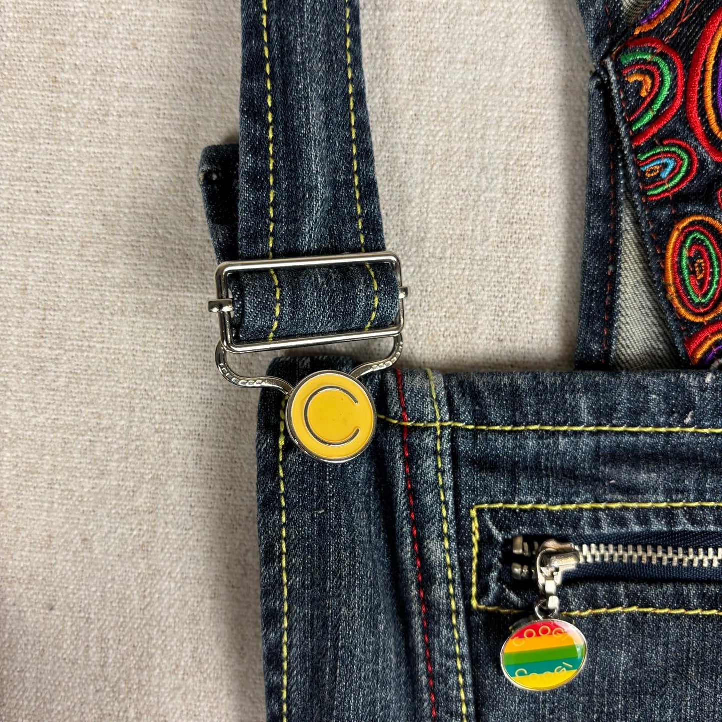 Coogi Jeans Y2K Womens Denim Overall Shorts Embroidered Sz Large