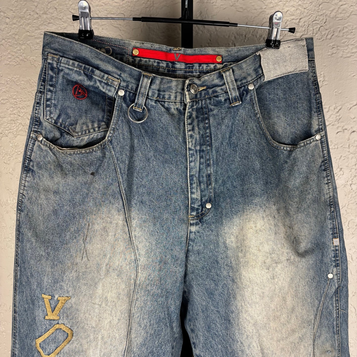 Vokal Classics Y2K Embroidered Baggy Sz 36 Skater Distressed Jeans