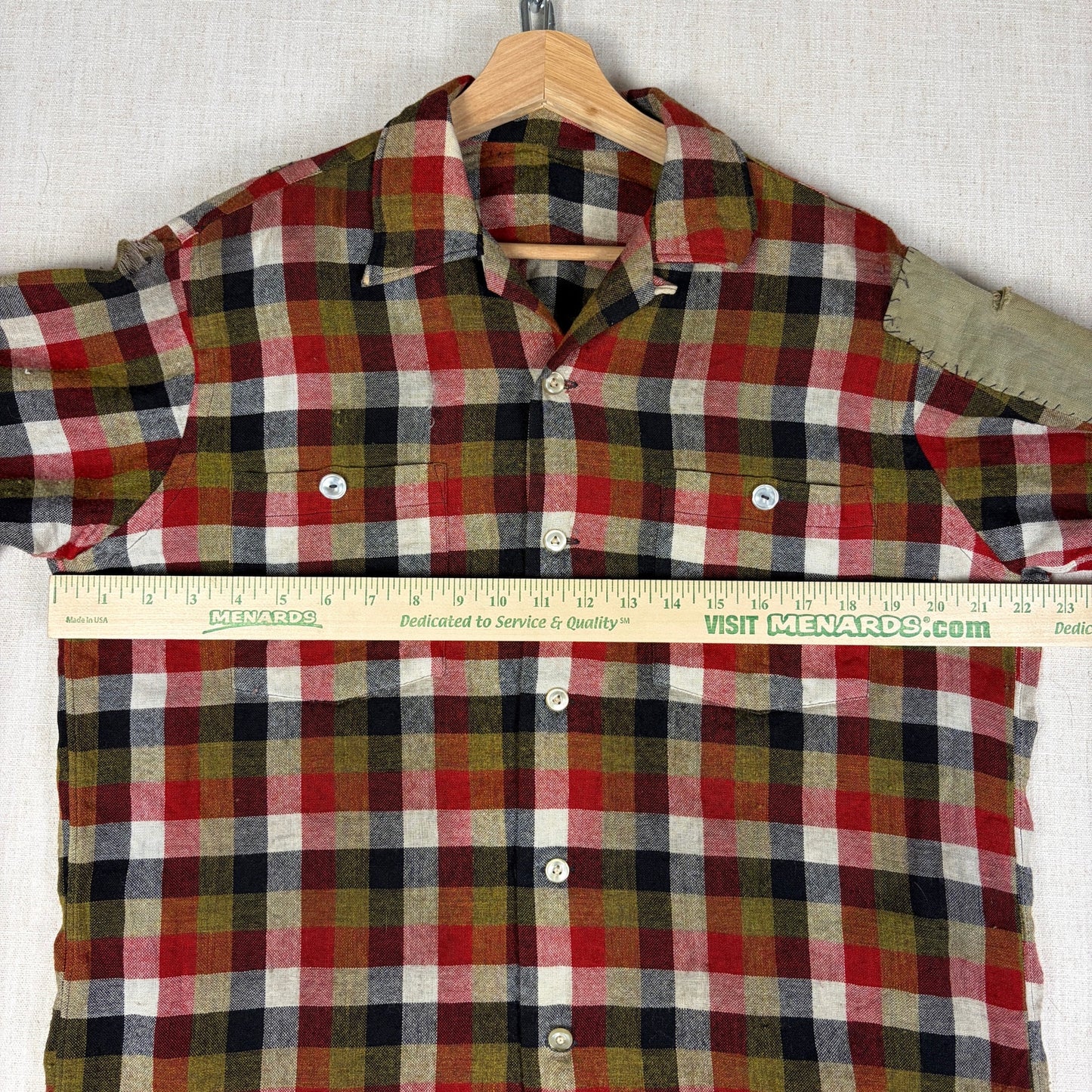 True Vintage Loop Collar 1930s/ 40s Thrashed Plaid Medium Flannel