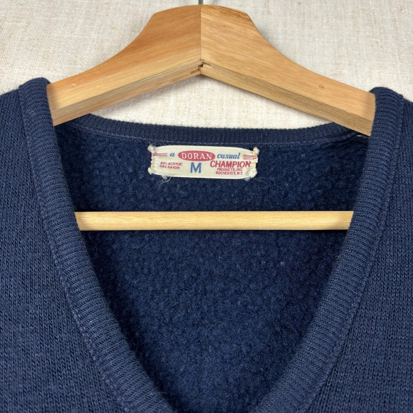 Vintage Champion Doran Casual LSU Tigers Medium V Neck Sweater