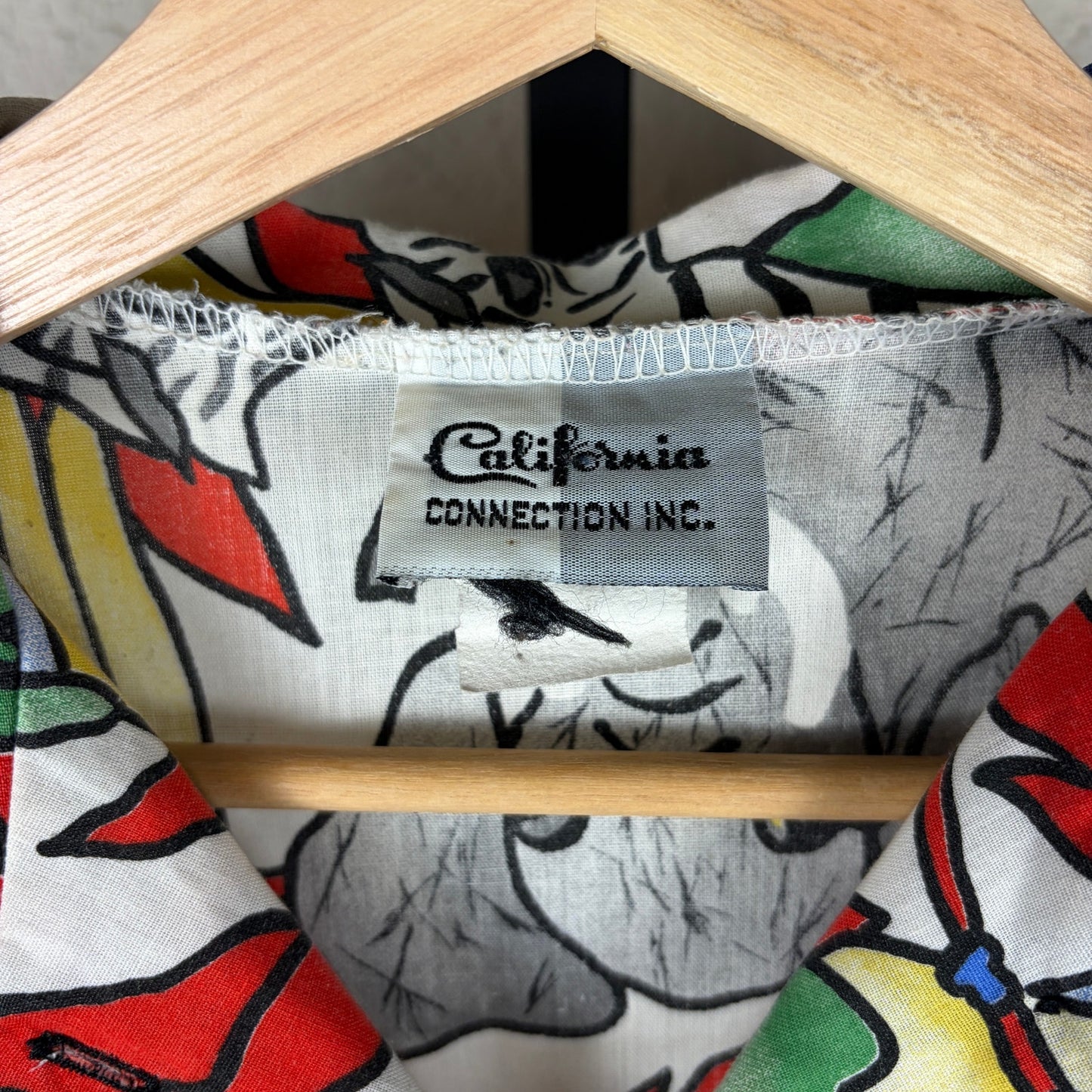 Vintage Hawaiian Avant Garde Rainforest Jungle AOP Crazy Large Button Up