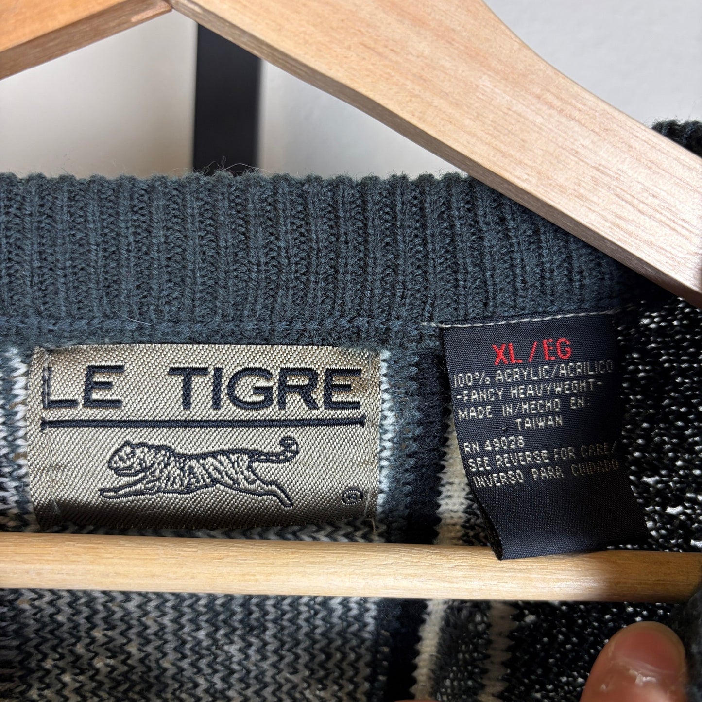 Vintage Coogi Style 3D Knit Le Tigre 90s Rap XL Sweater