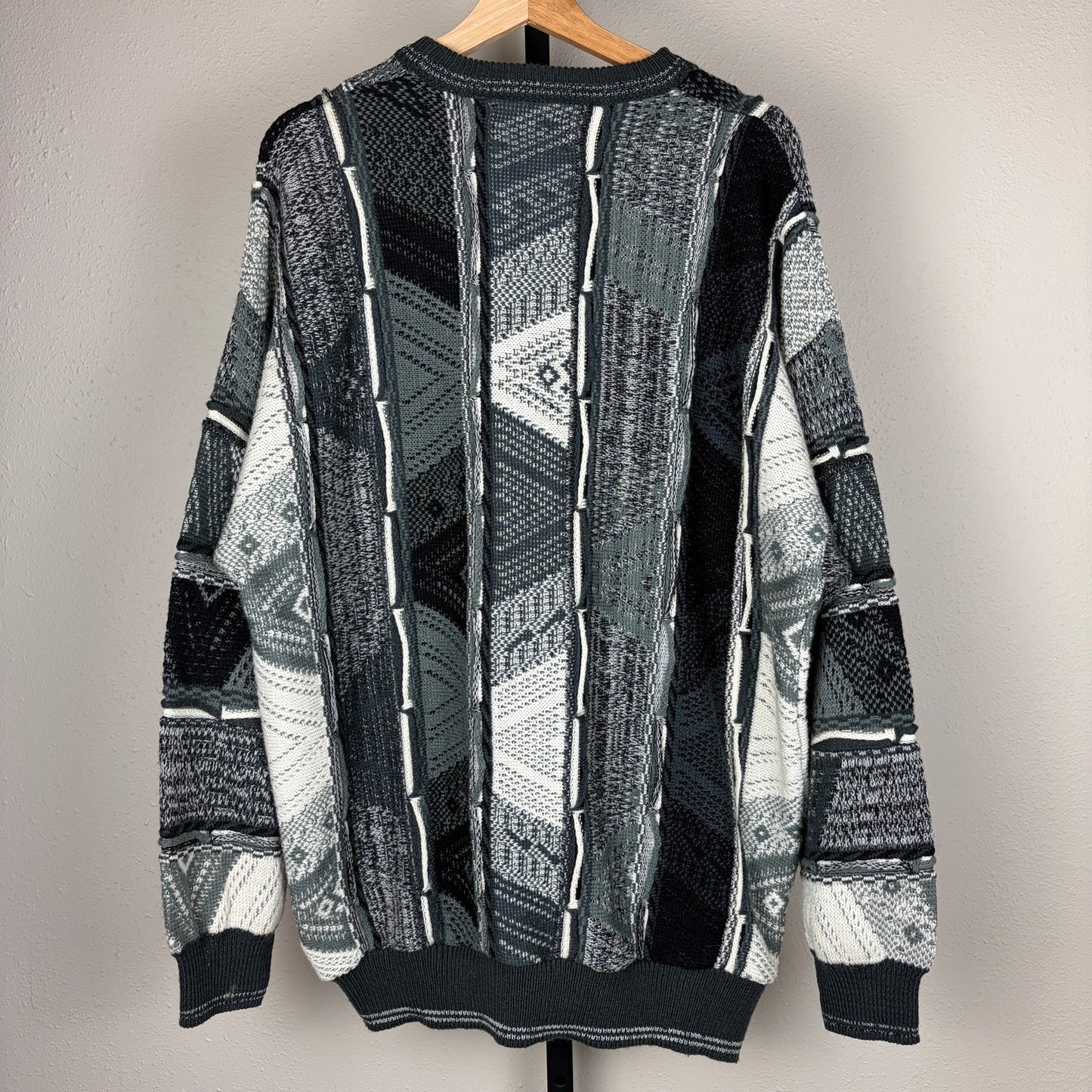 Vintage Coogi Style 3D Knit Le Tigre 90s Rap XL Sweater